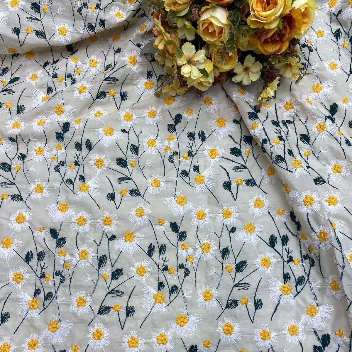 Vintage-Inspired Daisy Embroidered Linen Fabric